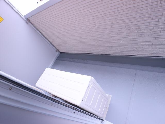 富雄駅 徒歩3分 2階のベランダ・バルコニー・庭