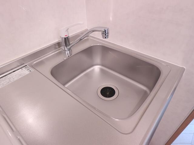 富雄駅 徒歩3分 2階のキッチン