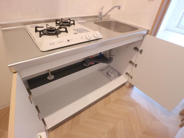 富雄駅 徒歩3分 2階のキッチン