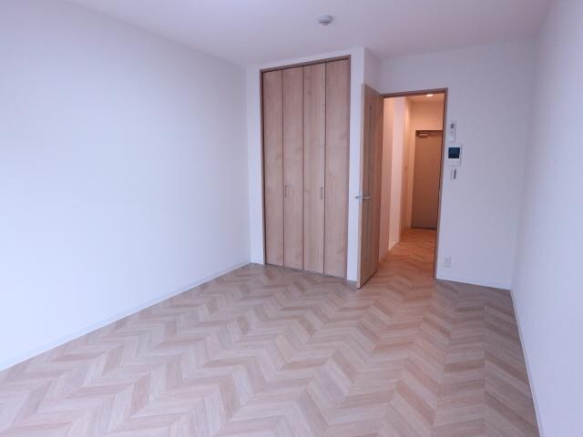 富雄駅 徒歩3分 2階の居室