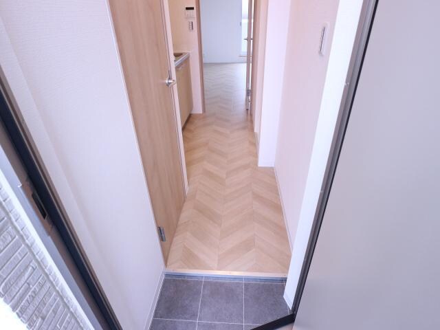 富雄駅 徒歩3分 2階の玄関周り