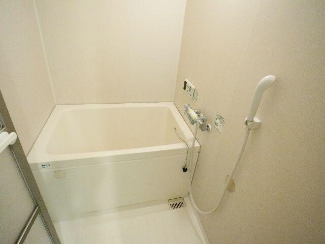 生駒駅 バス7分　松美台下車：停歩1分 1階のバス