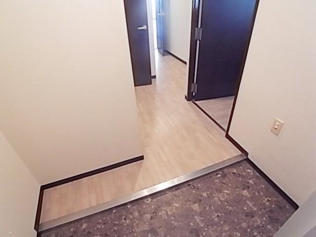 生駒駅 バス7分　松美台下車：停歩1分 1階の玄関周り