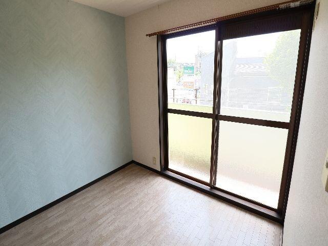 生駒駅 バス7分　松美台下車：停歩1分 1階の居室