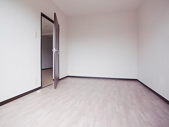 生駒駅 バス7分　松美台下車：停歩1分 1階の居室