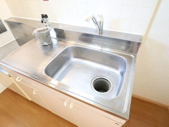 奈良県生駒市西松ケ丘 ハイツ 1階のキッチン