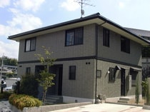 近鉄難波線・奈良線 生駒駅 2階建 築25年の外観写真