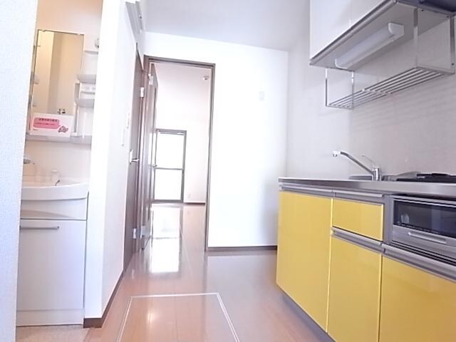 奈良県生駒市東菜畑1丁目 ハイツ 1階のキッチン