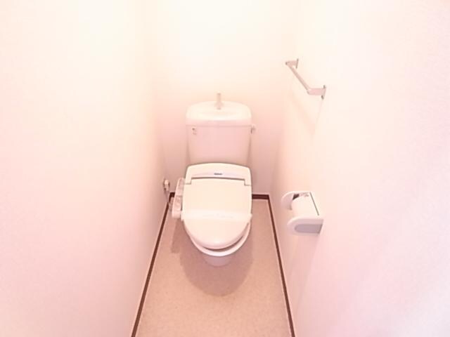 奈良県生駒市東菜畑1丁目 ハイツ 1階のトイレ