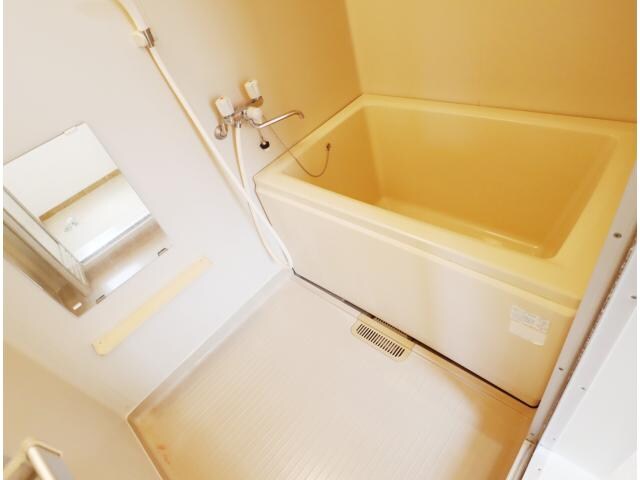 奈良県生駒市東旭ケ丘 ハイツ 1階のバス