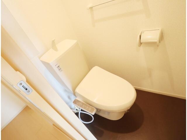 生駒駅 バス11分　新生駒台北口下車：停歩7分 2階のトイレ