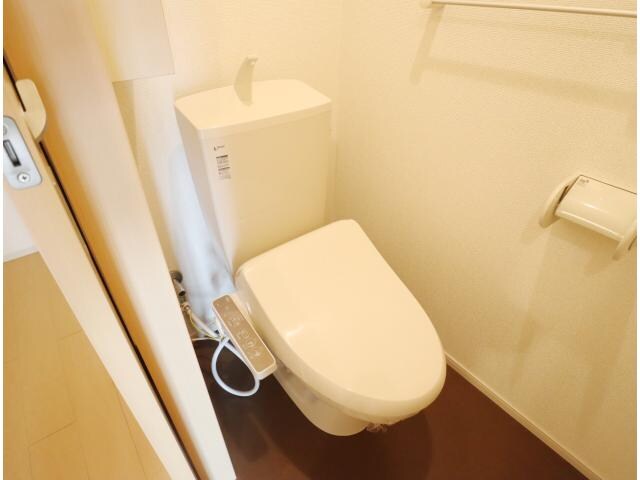 生駒駅 バス11分　新生駒台北口下車：停歩7分 2階のトイレ