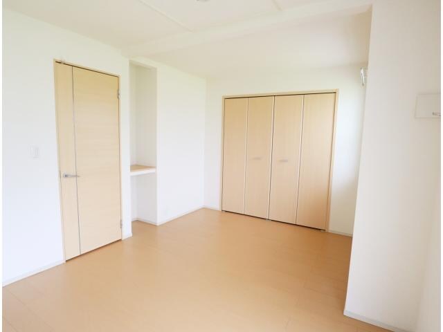 生駒駅 バス11分　新生駒台北口下車：停歩7分 2階の居室