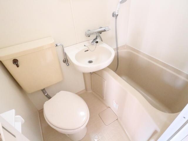 近鉄奈良駅 徒歩5分 1階のバス