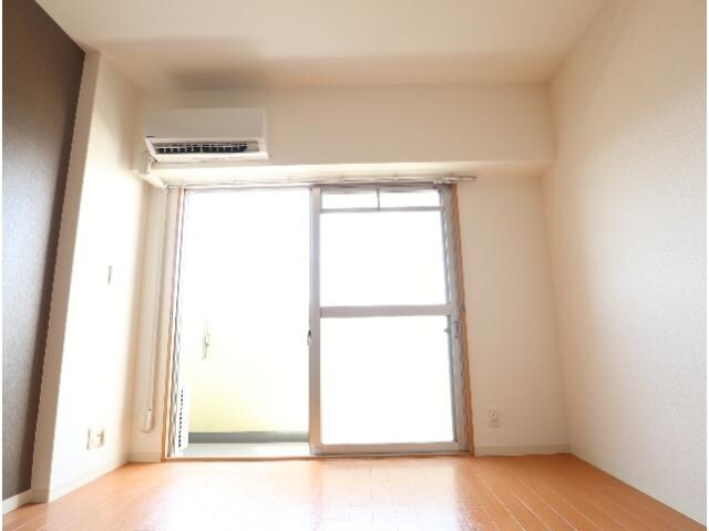 奈良駅 徒歩2分 6階の居室