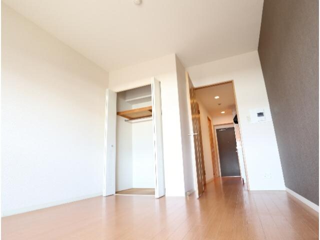 奈良駅 徒歩2分 6階の居室