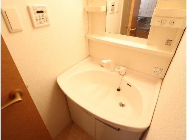 奈良駅 徒歩2分 6階の洗面・脱衣所