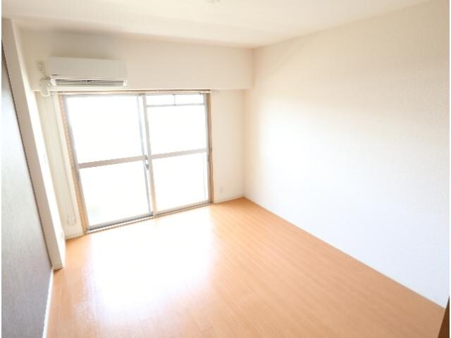 奈良駅 徒歩2分 6階の居室