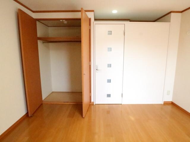 近鉄奈良駅 徒歩2分 6階の居室