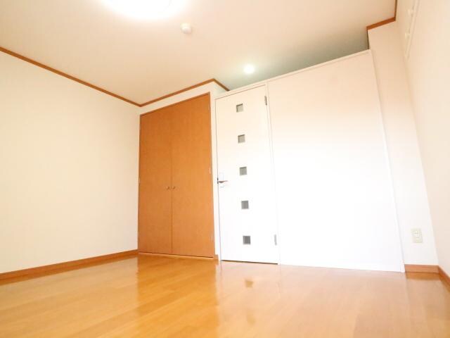 近鉄奈良駅 徒歩2分 6階の居室