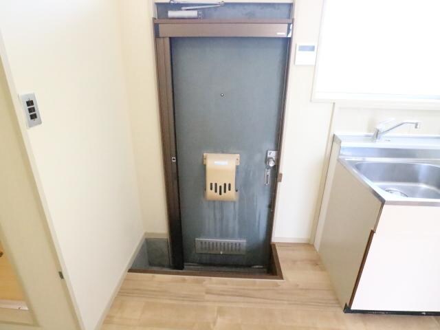 近鉄奈良駅 バス8分　幸町下車：停歩1分 1階の玄関周り