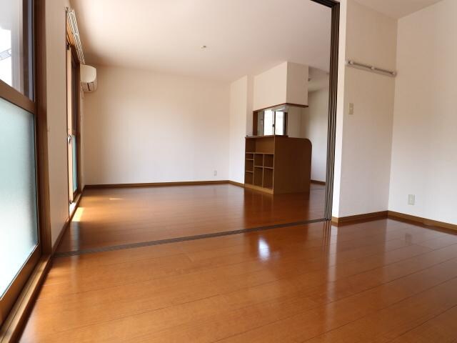 近鉄奈良駅 バス15分　木津南ソレイユ下車：停歩12分 2階の居室