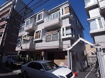 近鉄難波線・奈良線 新大宮駅 3階建 築38年の外観写真