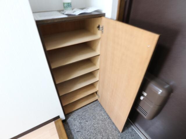 近鉄奈良駅 徒歩17分 2階の収納