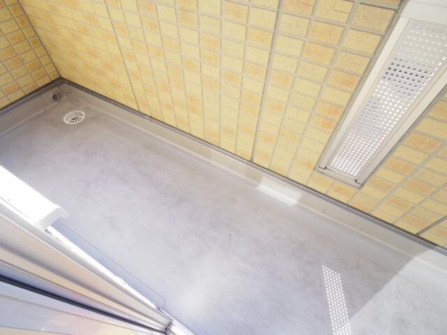 新大宮駅 徒歩15分 2階のベランダ・バルコニー・庭