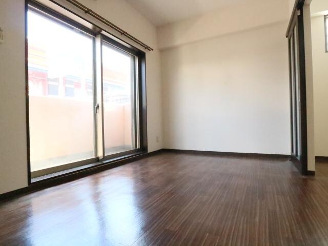 近鉄奈良駅 バス10分　八軒町下車：停歩9分 3階の居室