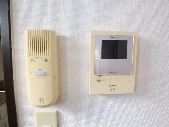 近鉄奈良駅 バス10分　八軒町下車：停歩9分 3階のセキュリティ