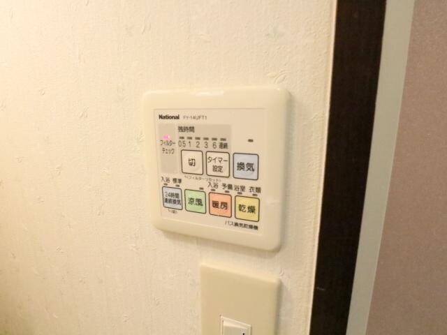 近鉄奈良駅 バス10分　八軒町下車：停歩9分 3階の洗面・脱衣所