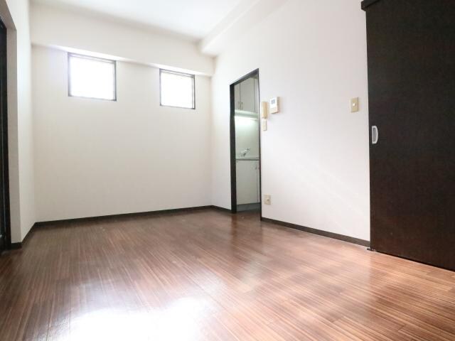 近鉄奈良駅 バス10分　八軒町下車：停歩9分 3階の居室