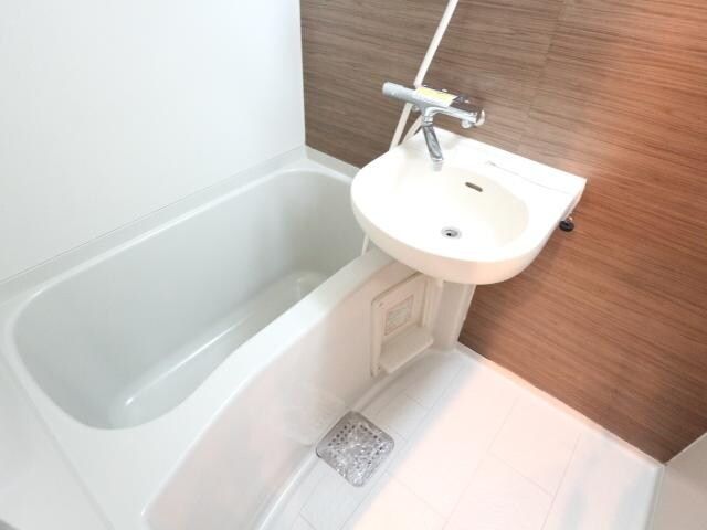 近鉄奈良駅 徒歩8分 1階のバス