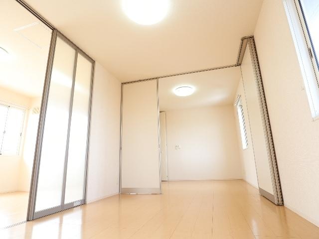 帯解駅 徒歩9分 2階の居室