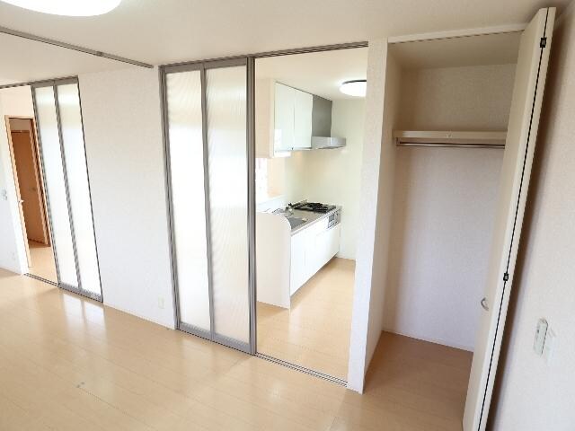 帯解駅 徒歩9分 2階の収納