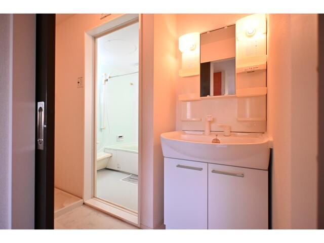 近鉄奈良駅 バス10分　大安寺下車：停歩12分 2階の洗面・脱衣所