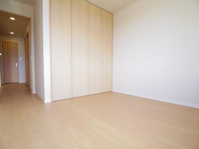 近鉄奈良駅 バス15分　梅美台5丁目下車：停歩1分 2階の居室