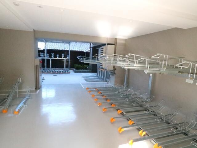 奈良駅 徒歩7分 4階の駐輪場