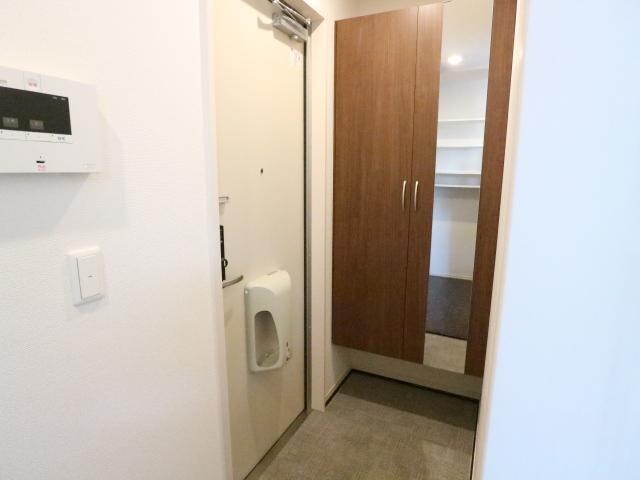 奈良駅 徒歩23分 3階の玄関周り