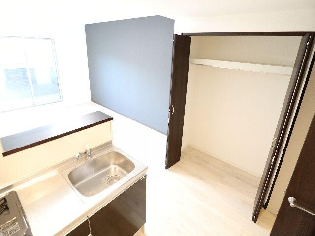 新大宮駅 徒歩13分 2階の居室