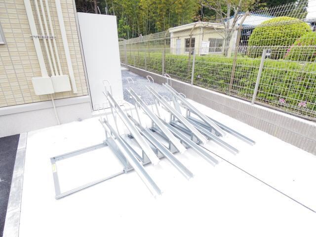 木津駅 徒歩9分 1階の駐車場