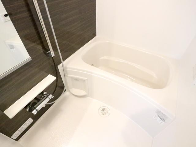 奈良駅 徒歩11分 1階のバス