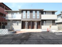 近鉄橿原線 尼ケ辻駅 2階建 築3年の外観写真