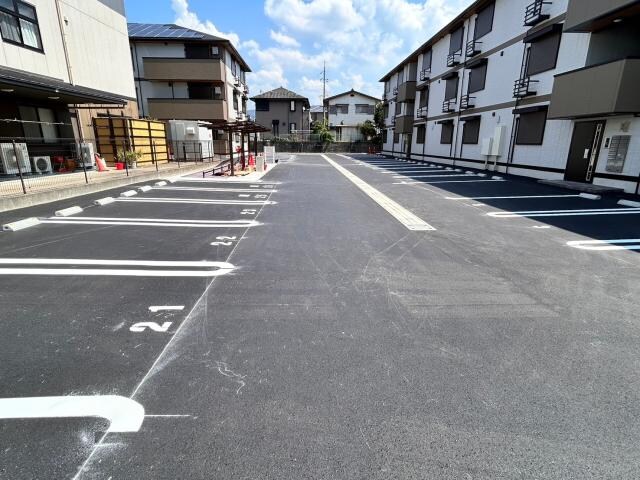 奈良駅 徒歩19分 1階の駐車場