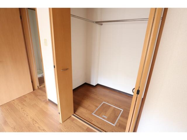 二上駅 徒歩15分 1階の収納