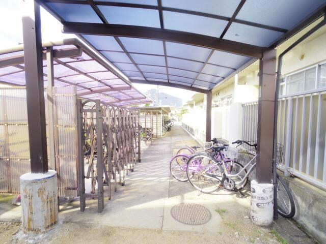 五位堂駅 徒歩18分 4階の駐輪場