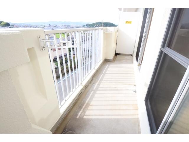 五位堂駅 徒歩18分 4階のベランダ・バルコニー・庭
