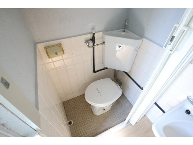 二上駅 徒歩10分 1階のトイレ