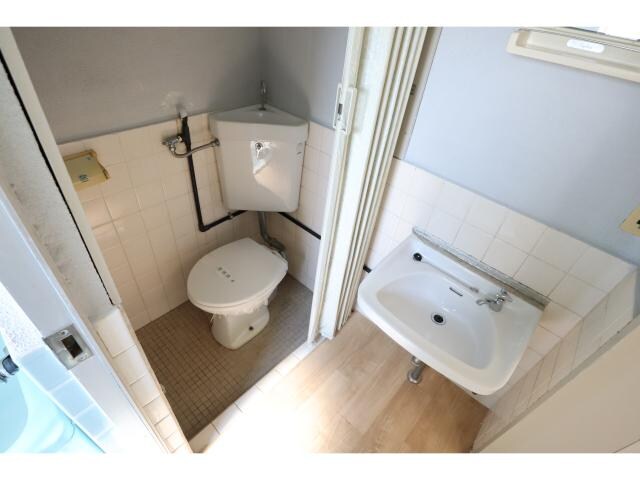 二上駅 徒歩10分 1階のトイレ